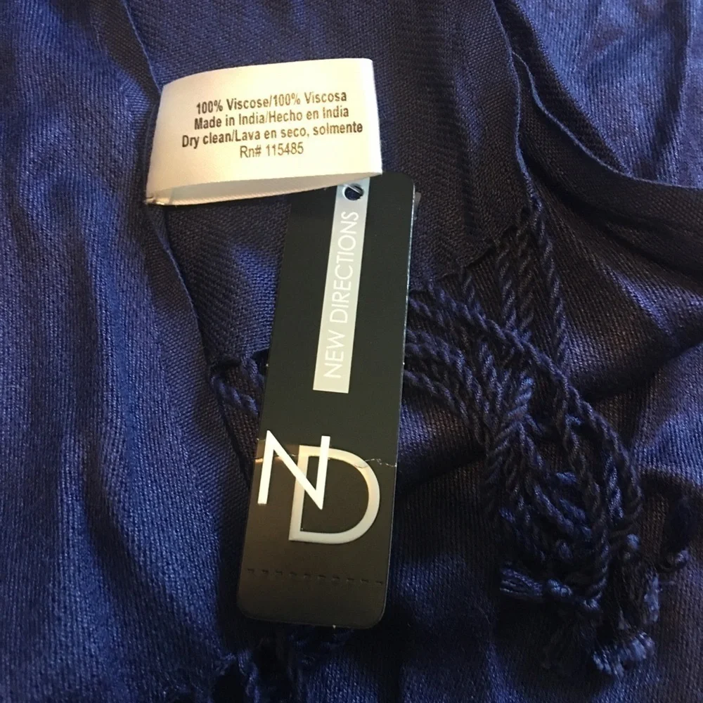 New Direction NWT scarf wrap extra long with tassels. 100% Viscose.